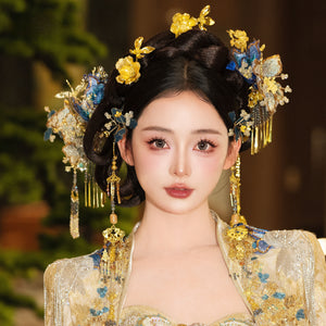 Elegant Hanfu bridal hair accessories featuring blue lace and gold fringe hairpins, styled with intricate floral designs for cheongsam dresses.