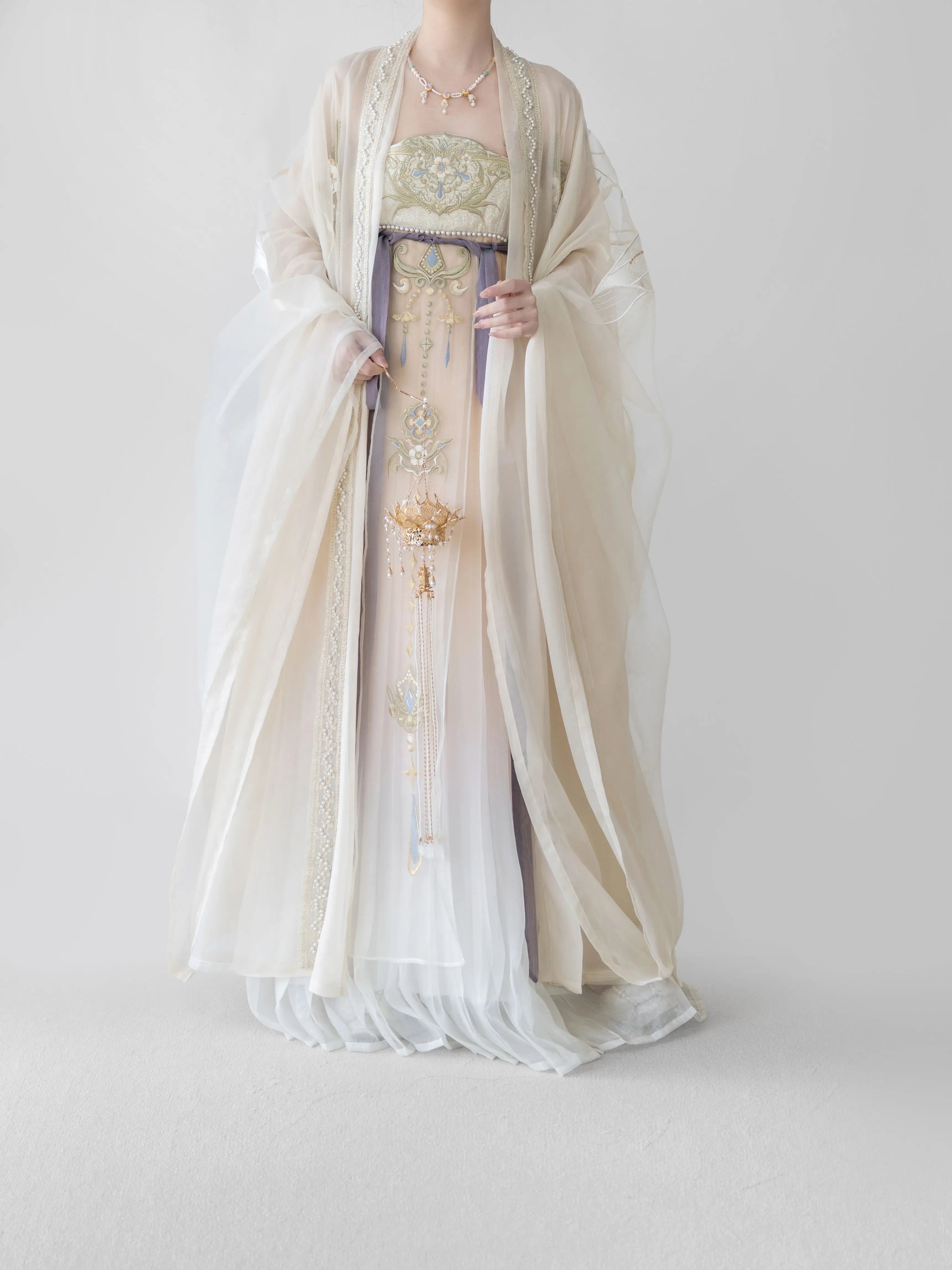 Agarwood pavilion hanfu female tang made super fairy skirt heavy embroidery one piece chest length cover front view