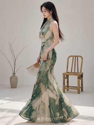 Authentic cheongsam qipao ink wash landscape print sleeveless mermaid maxi dress with mandarin collar modern chinese art style for women standing front