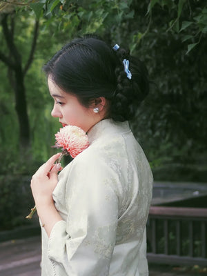 Authentic emerald flowing sleeve cheongsam new chinese full opening design with plus friendly elegant fit standing front