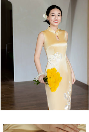 Authentic engagement national style gold cheongsam acetic acid toast dress for wedding reception celebration standing front