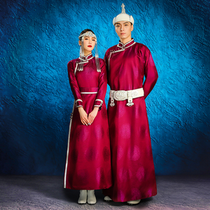 Authentic mongolian couple wedding robe set rose red traditional ethnic dress for bride and groom formal event full length view