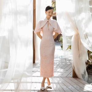 Authentic pink cheongsam wedding dress new chinese style shawl two piece bridal gown for engagement morning ceremony standing front