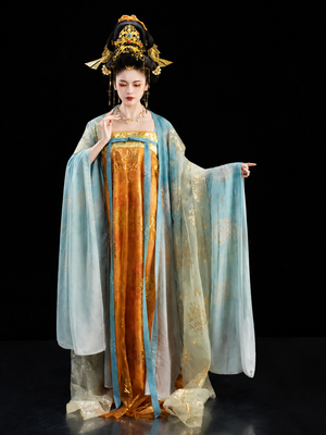 Authentic women plus size tang hanfu set lightweight summer chinese traditional costume for plus size ladies standing front