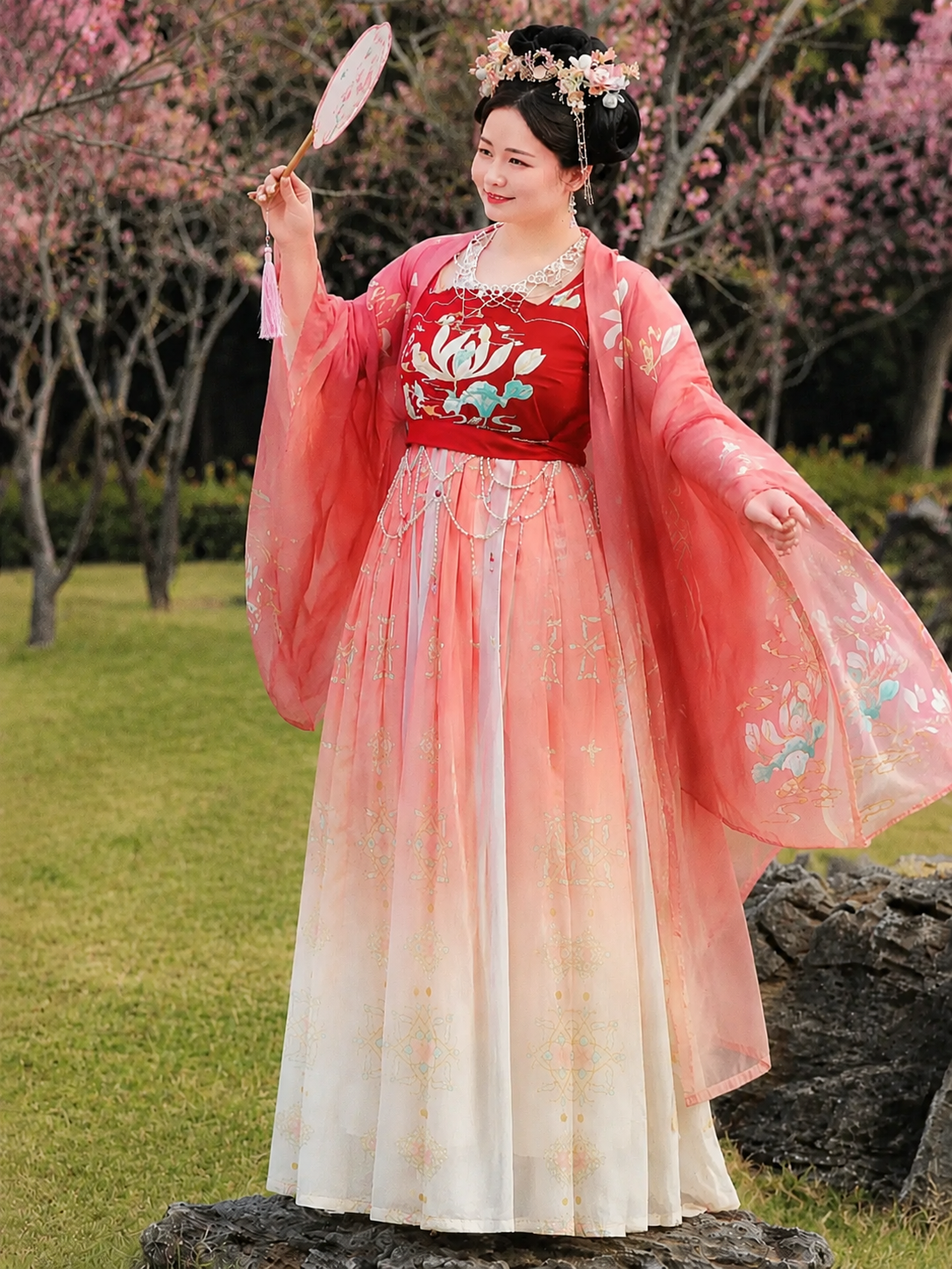 Authentic women tang feng antique summer set embroidered crocodile skirt big sleeved shirt looking thin large size standing front