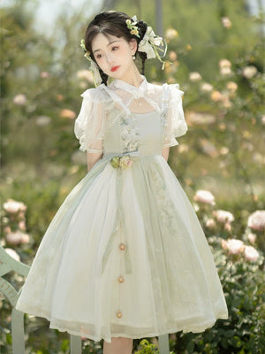 Chinese style lolita wind short sleeved dress original brand lily sweet cal with traditional chinese element design standing front