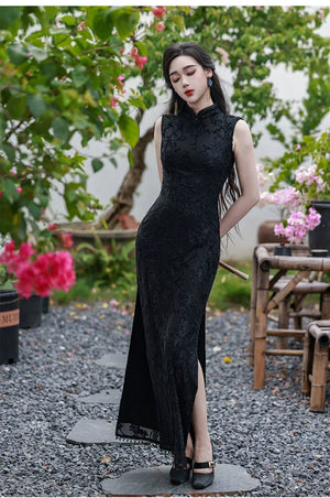 Elegant silent fragrance velvet beaded qipao sleeveless floor length dress with new chinese style blazer for women side view