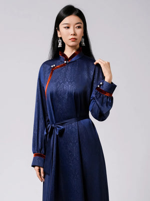 Mongolian element summer new long dress ethnic style middle aged elderly mother formal robe for banquet and ceremony back view