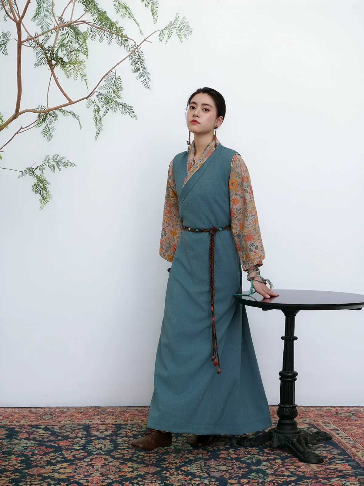 Qimeng – Tibetan-Inspired Women's Two-Piece Set | Cross-Collar Vintage Top & Long Skirt - Yandan_Hanfu