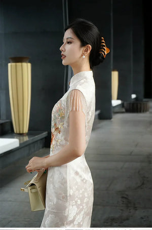 Golden Tang Ode – Luxury Modern Cheongsam | Artisanal Brocade & Couture Detailing - Yandan_Hanfu