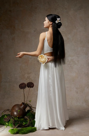Elegant Solid Halter Maxi Dress – Flowing High-Slit Skirt for Dance & Evening Wear - Yandan_Hanfu