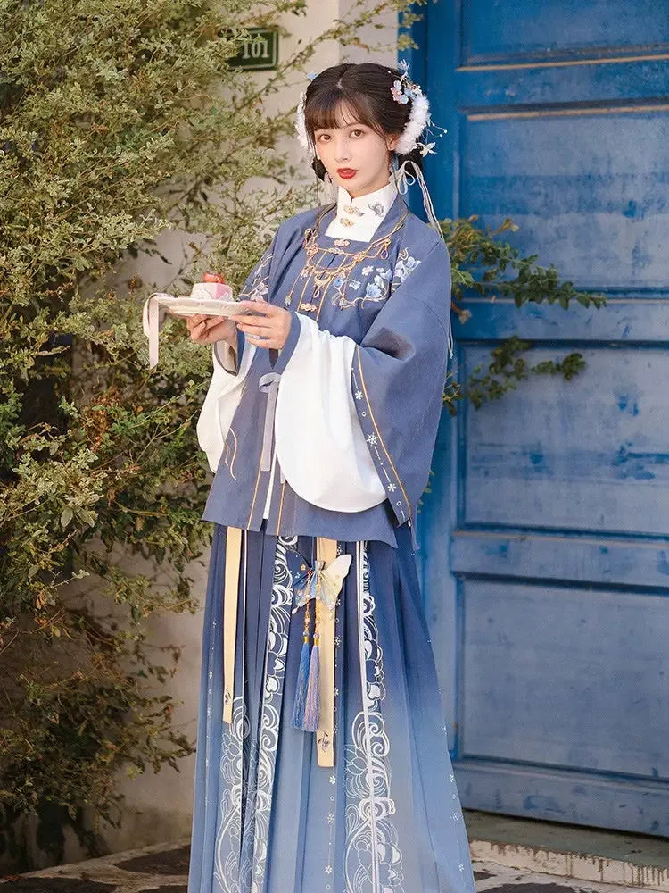 Yuxue Fragrance, Ming-Dynasty short shirt pleated skirt aligned with waist - Yandan_Hanfu