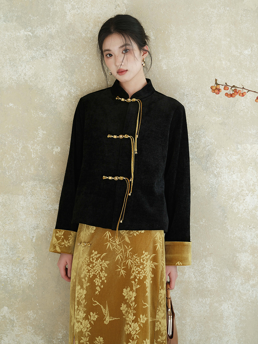 Velvet Elegance – Modern Chinese Women's Set | Black Embossed Tang-Style Jacket with Gold Skirt