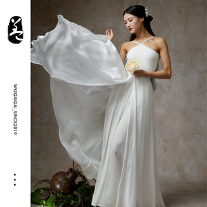Elegant Solid Halter Maxi Dress – Flowing High-Slit Skirt for Dance & Evening Wear - Yandan_Hanfu