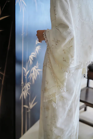 "Qianzhi" white embroidered shawl showing thin backless cheongsam bride wedding dress toast engagement - Yandan_Hanfu
