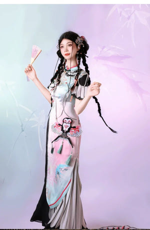 Blush Kite Qipao – Layered Faux Two-Piece Cheongsam in Modern Hanfu Style - Yandan_Hanfu