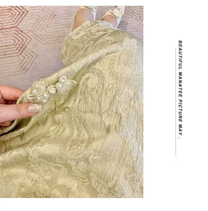 Elegant Plus-Size Jacquard Qipao – Modern Chinese Style with Mandarin Collar & Cut-Out Details - Yandan_Hanfu