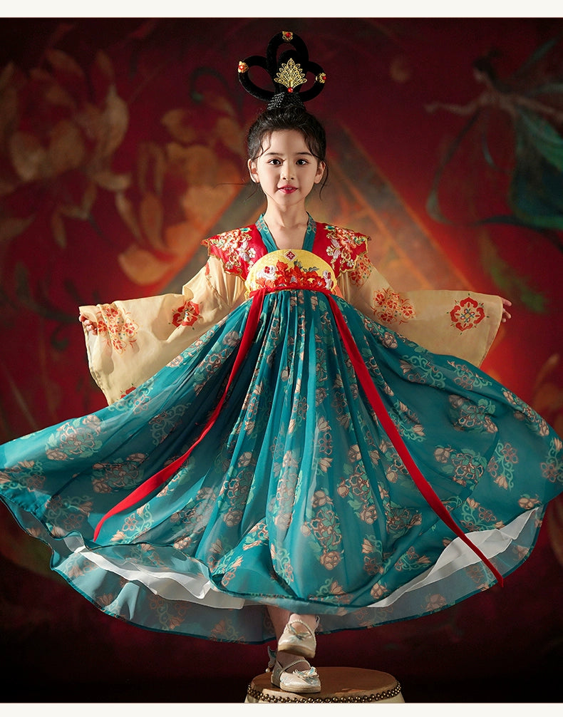 Graceful Girls Hanfu with wide sleeves and floral patterns, perfect for spring and autumn cultural performances or festivals.