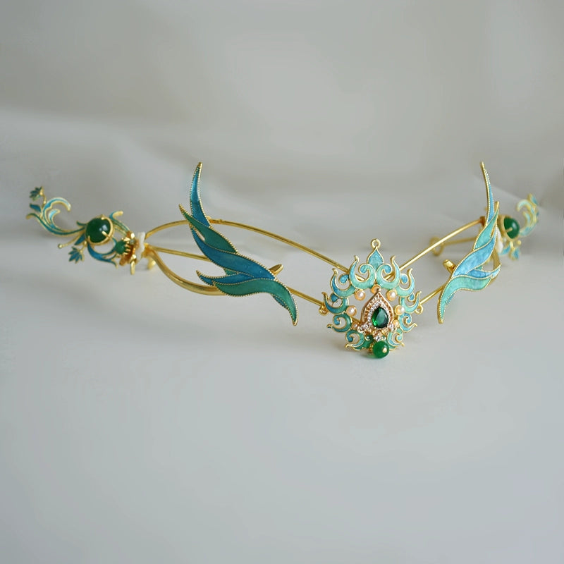 Song of the Peacock Plume – Gold-Plated Hanfu Headdress Set with Tassels & Crown Ornament