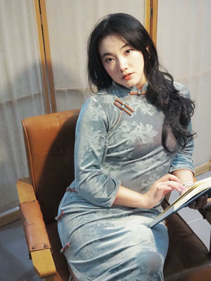 Velvet Elegance – New Chinese Qipao Dress | Autumn/Winter Curve-Flattering Fit - Yandan_Hanfu