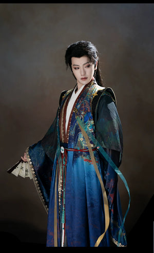Wide sleeve and ornate cuff detail of the inner robe