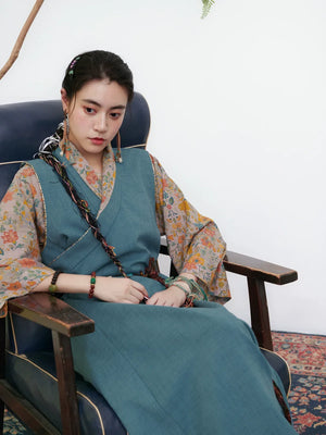 Qimeng – Tibetan-Inspired Women's Two-Piece Set | Cross-Collar Vintage Top & Long Skirt - Yandan_Hanfu