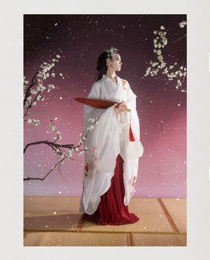 “Camellia Snow” White Battle-Robe Set | Original Embroidered Hanfu Inspired by the Warring States - Yandan_Hanfu