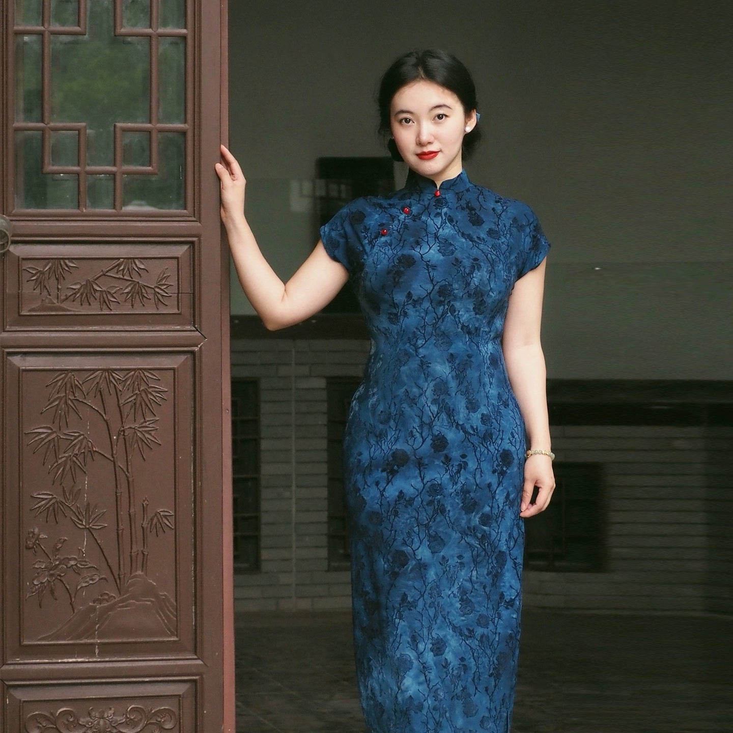 Plus Size Navy Blue Qipao Dress – New Chinese Style Short-Sleeve Cheongsam for Daily Wear, Flattering & Elegant