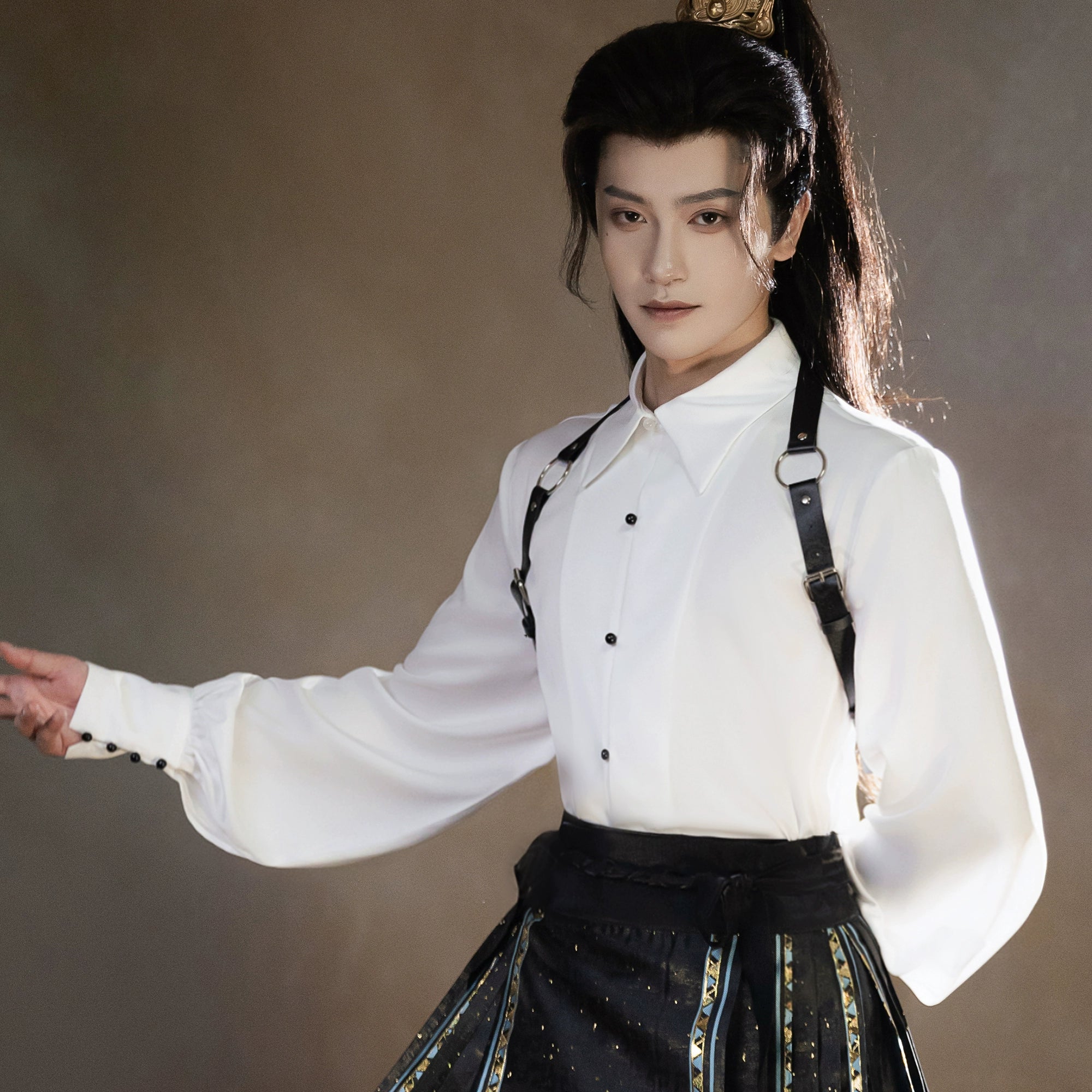 Unisex Hanfu Set – Inlaid Bronze-Inspired Brocade Horse-Face Skirt in Modern Chinese Style