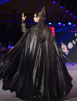 Hanfu cloak domineering men's and women's black, red and silver - Yandan_Hanfu