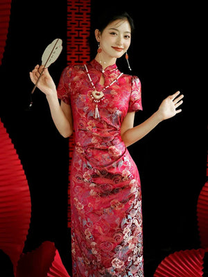 Yue Xi – Red Embroidered Jacquard Qipao for Wedding, Engagement & Tea Ceremony - Yandan_Hanfu