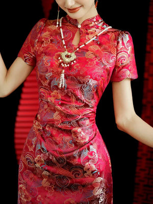 Yue Xi – Red Embroidered Jacquard Qipao for Wedding, Engagement & Tea Ceremony - Yandan_Hanfu