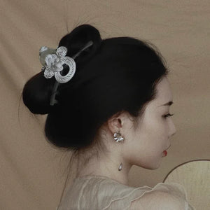 Realm of Grace – New Chinese Style Vintage Hair Claw | Elegant Tassel Shark Clip & Duckbill Barrette - Yandan_Hanfu
