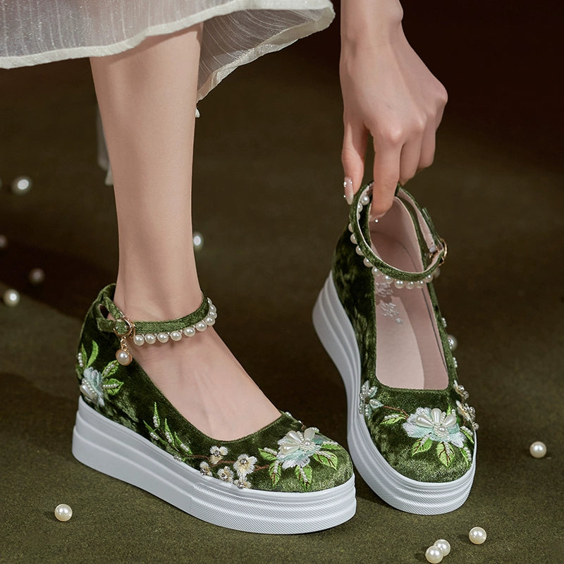 “Mermaid’s Tear – Jade Lace” Embroidered Hanfu Shoes | Hidden Wedge Traditional Chinese Flats