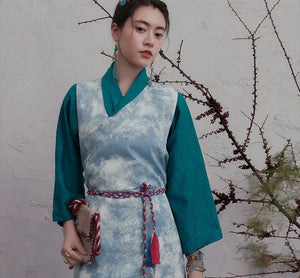 Ink-Dye V-Neck A-Line Dress – Modern Hanfu Silhouette with Tibetan-Inspired Details - Yandan_Hanfu