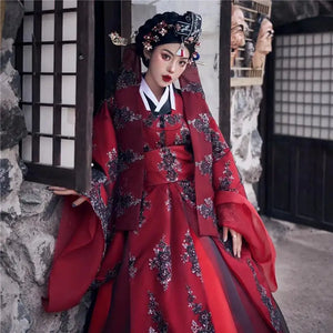 Red princess hanbok wedding dress for women – modern Korean palace-style traditional bridal gown with flowing skirt, ideal for photoshoots, events, and cultural ceremonies