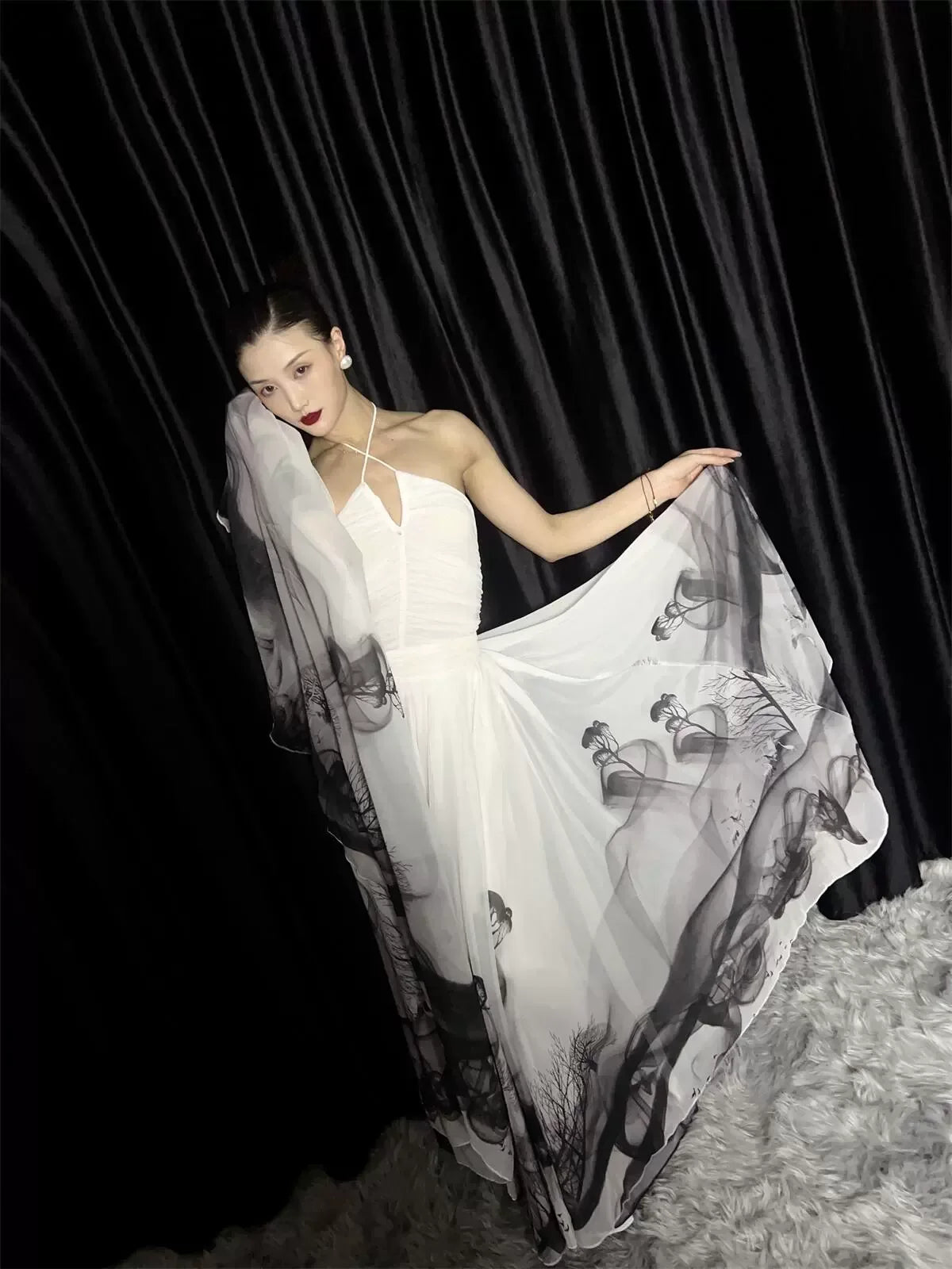 Floating Light – Chinese Watercolor Maxi Skirt with Dramatic Full Hem - Yandan_Hanfu