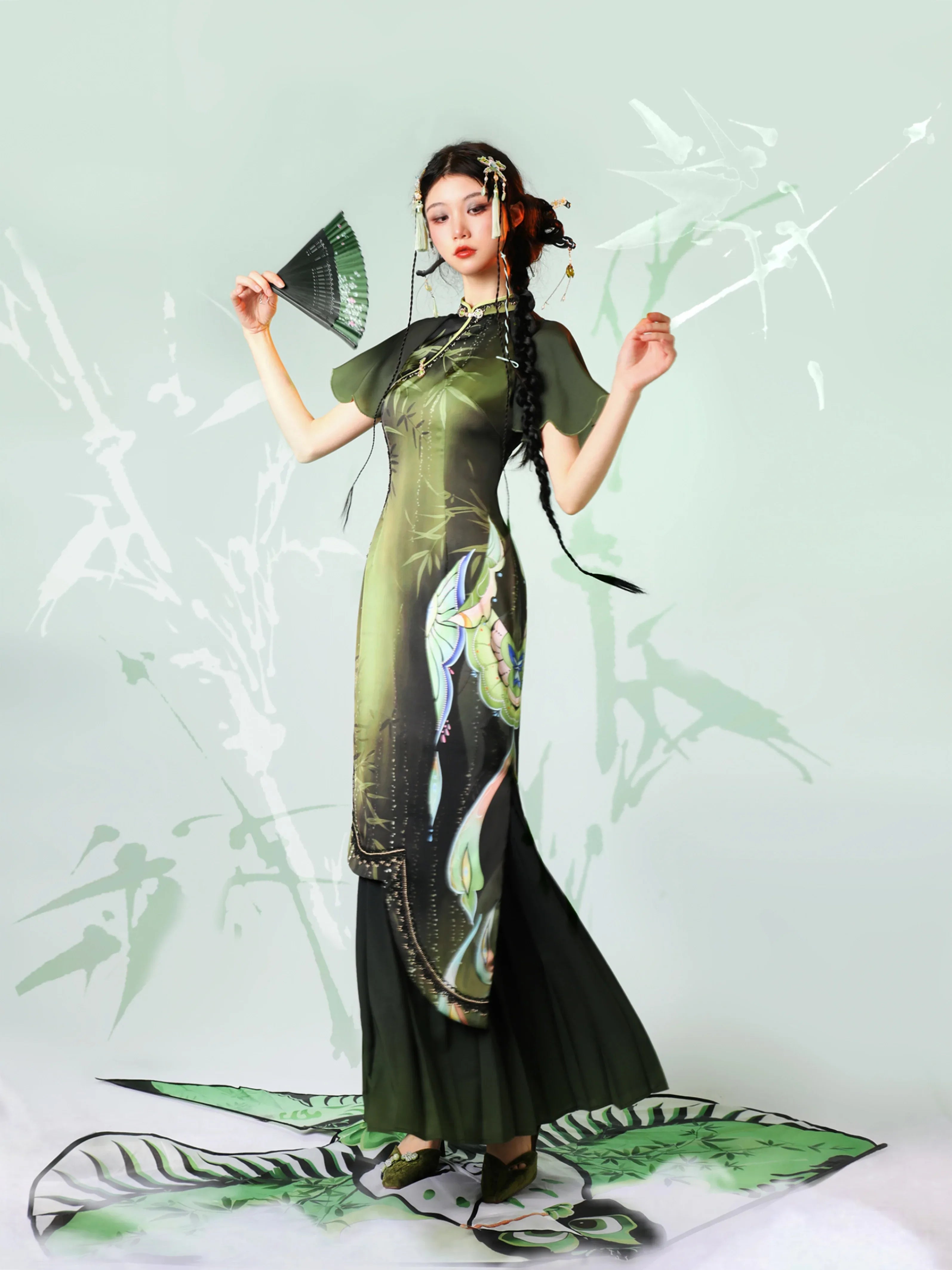Verdant Sky Qipao – Black-Green Ombre Satin Cheongsam with Artistic Floral Print - Yandan_Hanfu
