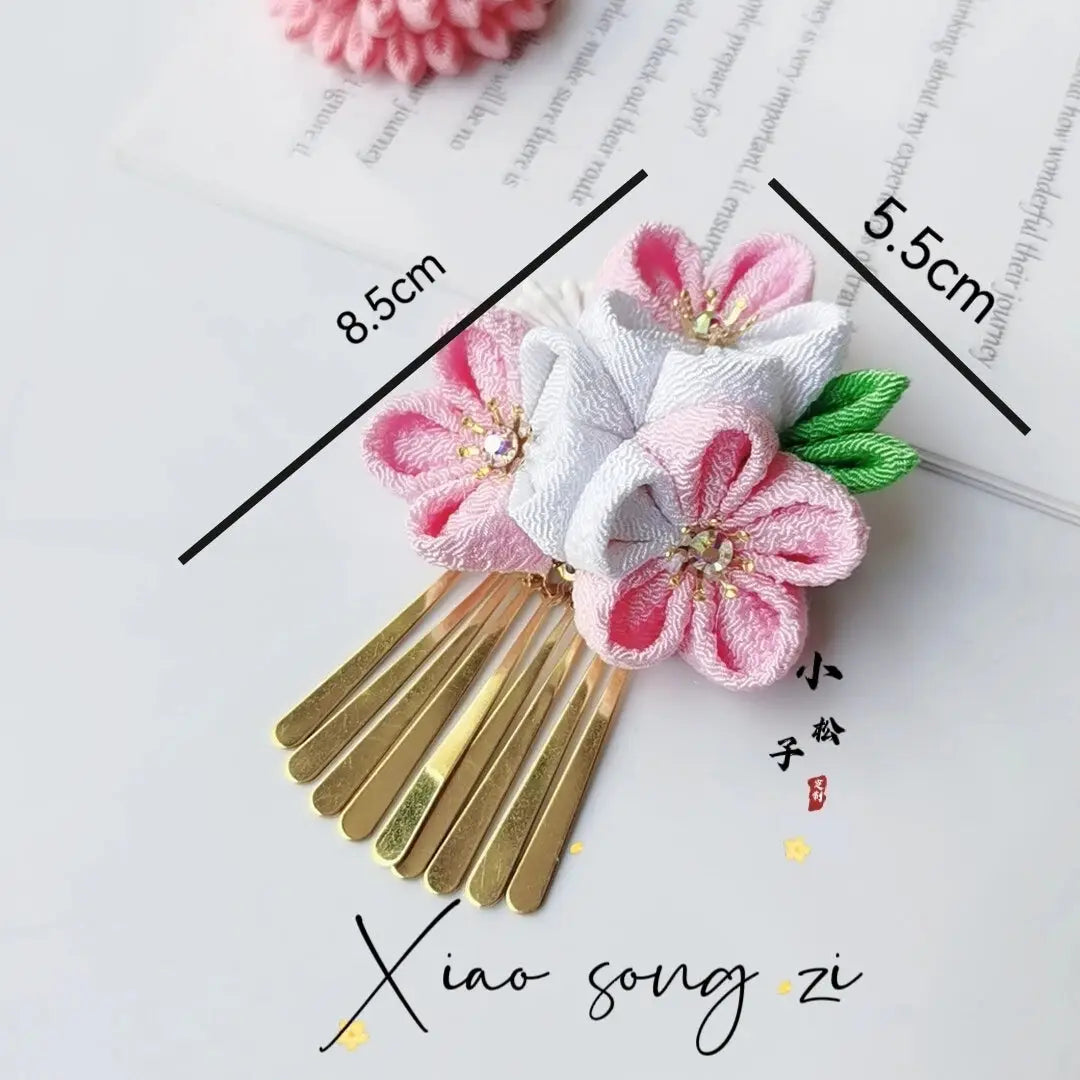Gold comb cherry blossom hairpin with size 8.5cm by 5.5cm, featuring pink and white flowers for kimono wear.