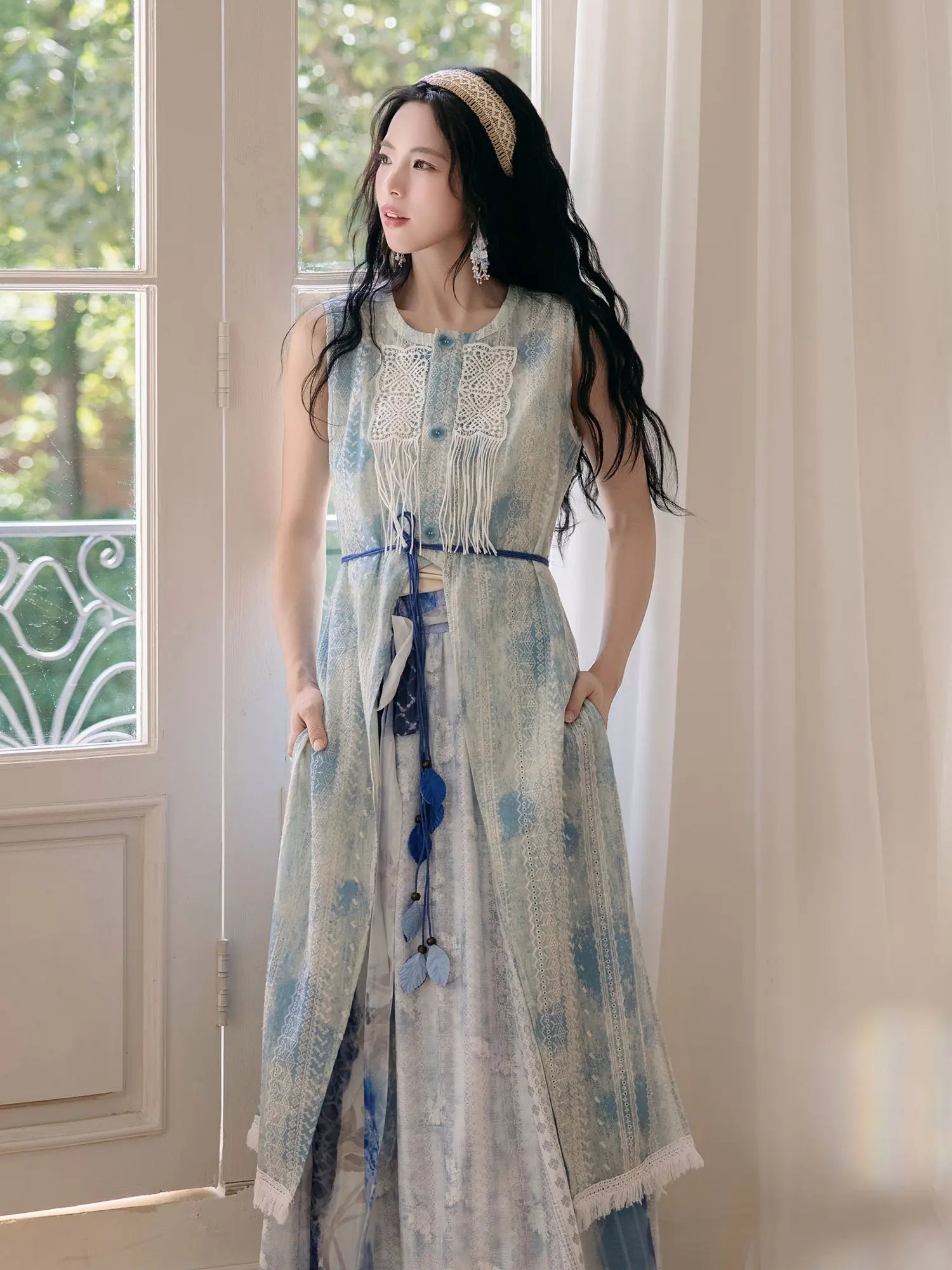 "Moran Canglan" Blue Modern Hanfu – Sleeveless Bijia Dress with Flowing Skirt & Han Elements for Spring/Summer