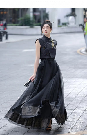 Oriental Grace – Hanfu-Inspired Set | Embroidered Bamboo Tassel Vest with Qipao Collar Top & Mamian Skirt - Yandan_Hanfu