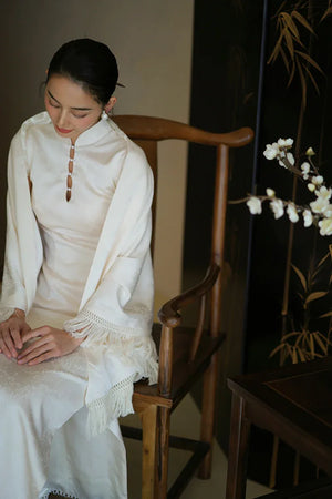 "Xi Zhu" White Dark Pattern Tassel Shawl Cheongsam Bride Wedding Dress Engagement - Yandan_Hanfu