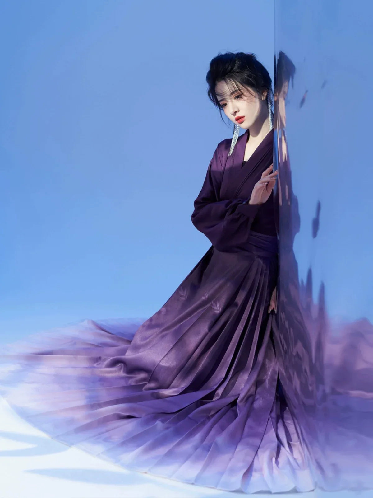 Ming style Hanfu aircraft sleeve top, dark purple gradient horse face skirt - Yandan_Hanfu