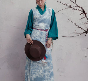 Ink-Dye V-Neck A-Line Dress – Modern Hanfu Silhouette with Tibetan-Inspired Details - Yandan_Hanfu