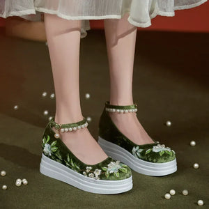 “Mermaid’s Tear – Jade Lace” Embroidered Hanfu Shoes | Hidden Wedge Traditional Chinese Flats - Yandan_Hanfu