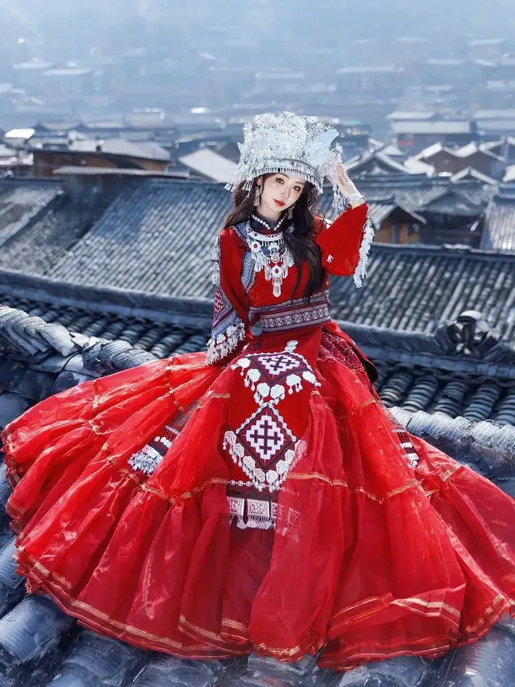 New Amao Miao clothing women's red wedding clothes Miao Jiang girls dress dress travel photography clothing headdress collar / M New Amao Miao clothing women's red wedding clothes Miao Jiang girls dress dress travel photography clothing headdress collar / M