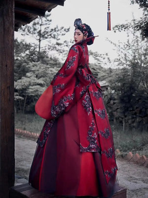 Red princess hanbok wedding dress for women – modern Korean palace-style traditional bridal gown with flowing skirt, ideal for photoshoots, events, and cultural ceremonies