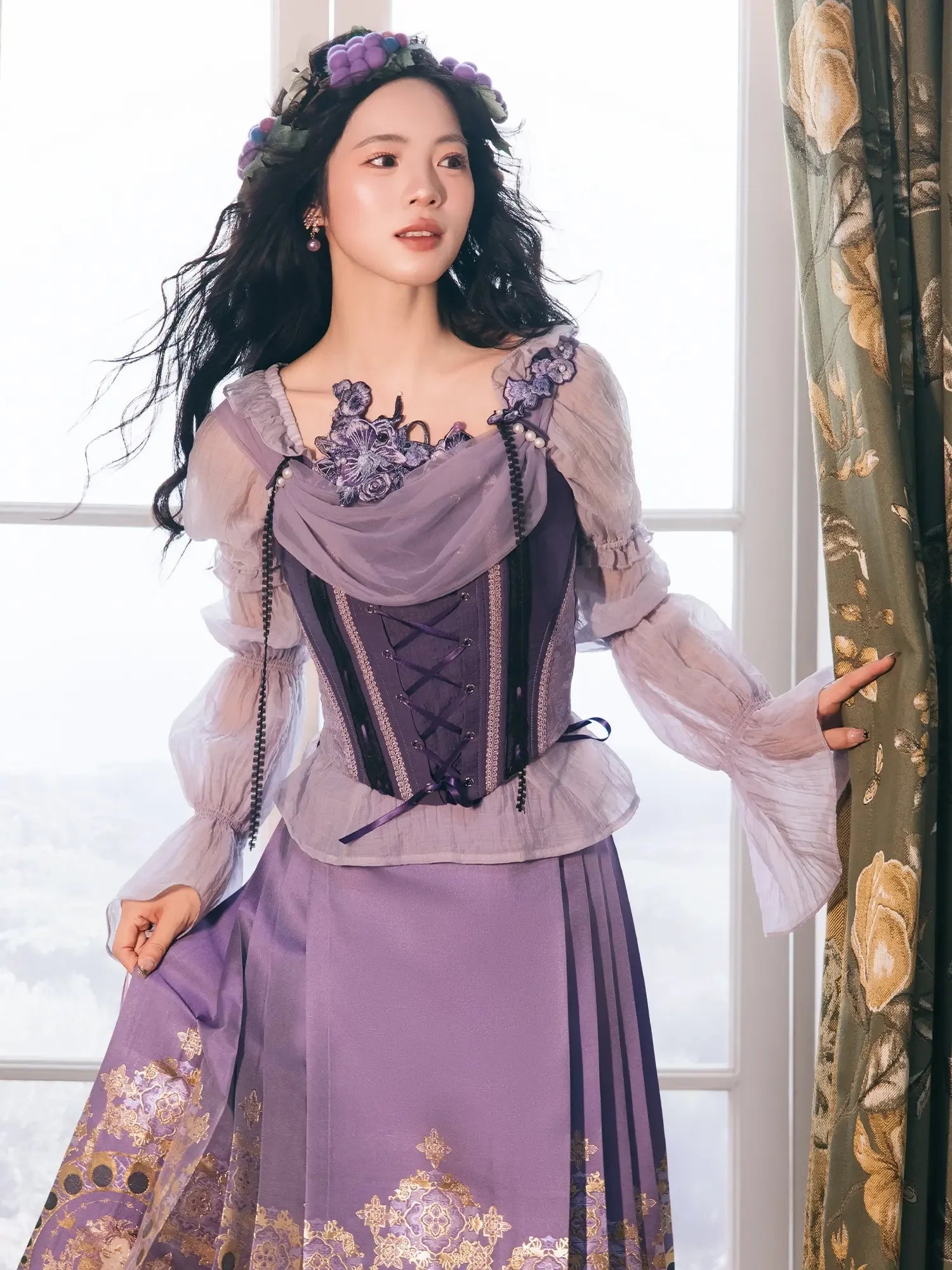 “Violet Nocturne” Brocade Hanfu Ensemble – Gold-Woven Mamian Skirt & Corset - Yandan_Hanfu