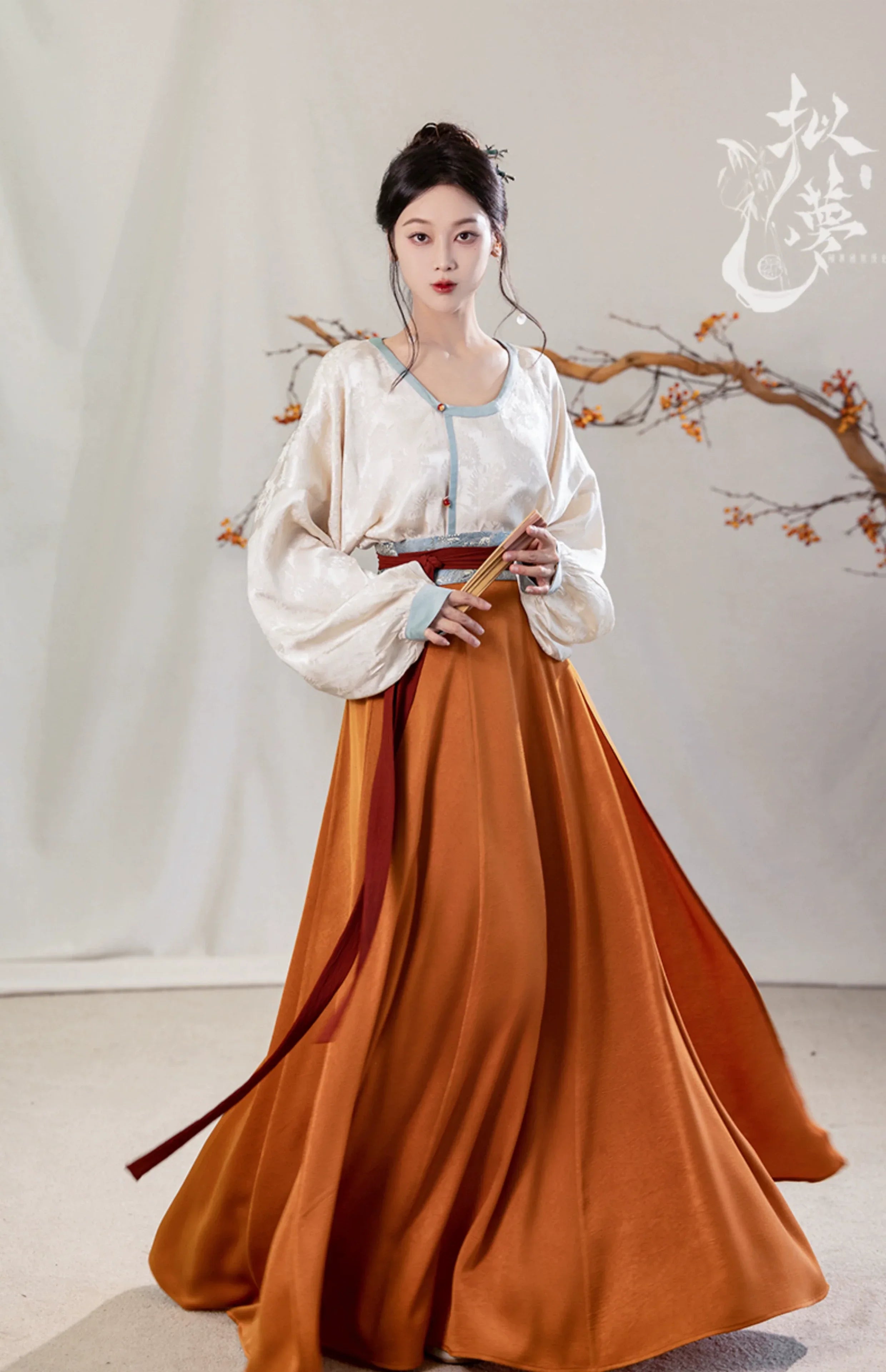 the Tang style is breathable, the silk neck, the round neck shirt, the ten broken skirts, the summer - Yandan_Hanfu