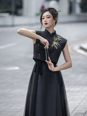 Oriental Grace – Hanfu-Inspired Set | Embroidered Bamboo Tassel Vest with Qipao Collar Top & Mamian Skirt - Yandan_Hanfu